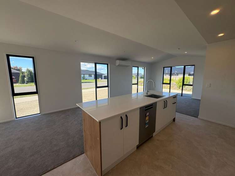  15 Stowe Lane Rolleston_2