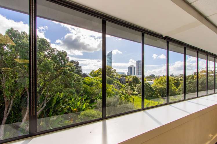 8 Greydene Place Takapuna_6