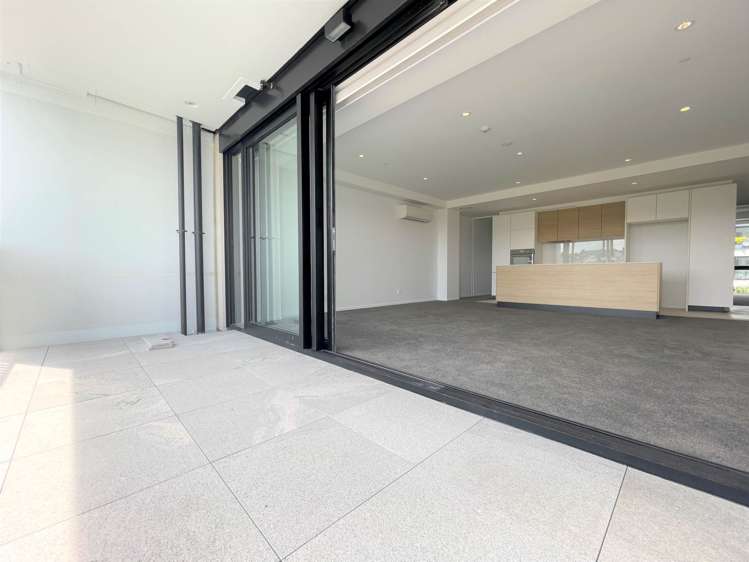 204/1 Bluegrey Avenue Stonefields_6