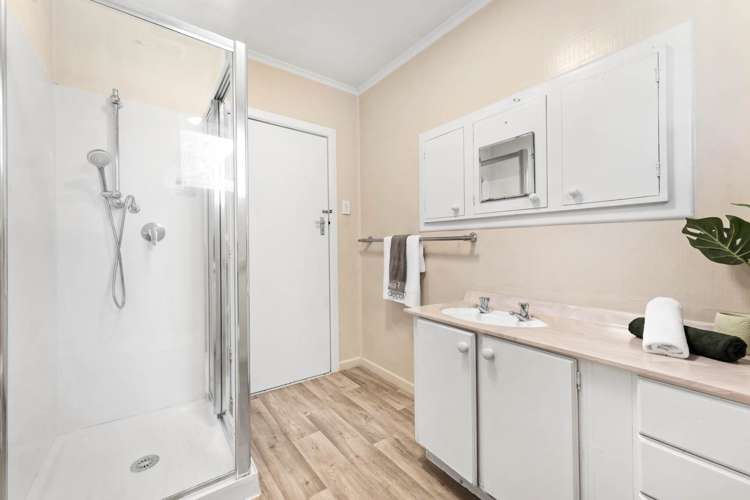 96 Melrose Road Mt Roskill_7