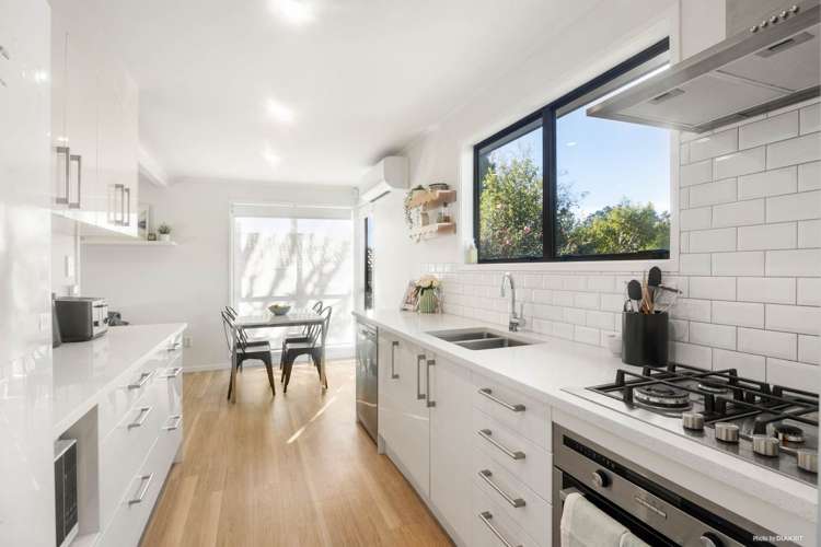 22 Pisces Road Glen Eden_3