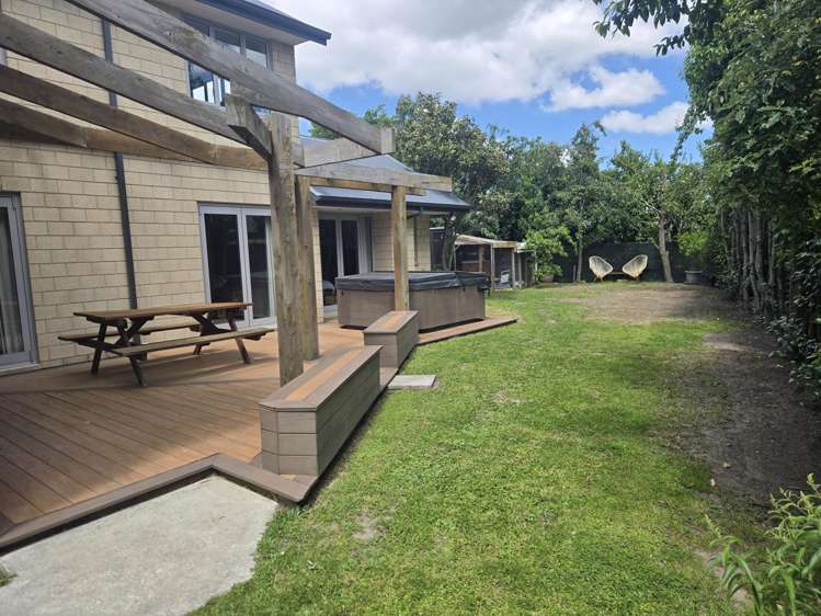 11 Highpeak Place Wigram_21