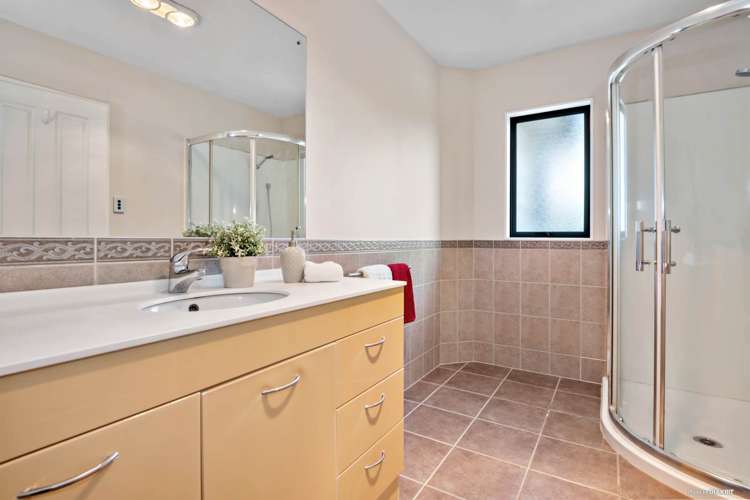 5 Maypark Crescent Flat Bush_15