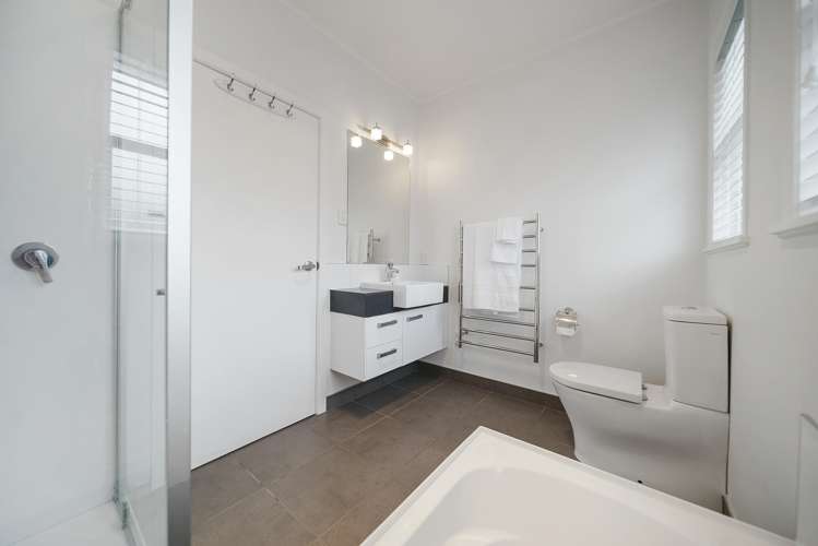 56 George Crescent Buckland_20