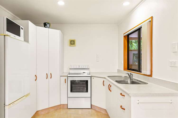 102 Beach Road Te Atatu Peninsula_7