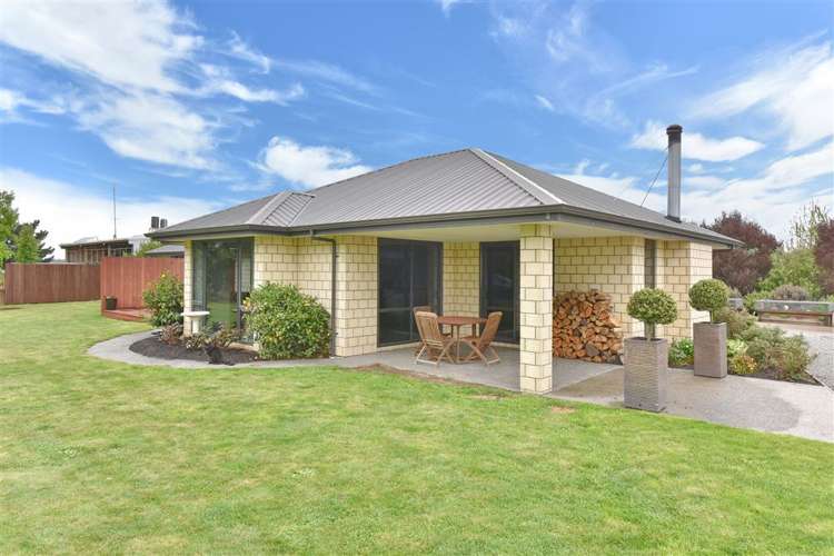 16 John Leith Place Leithfield_16