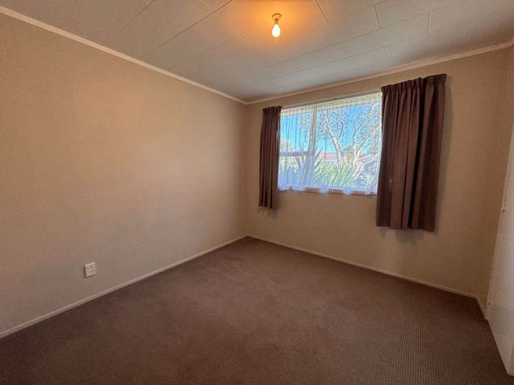 3 Pukeroa Place Papakura_4
