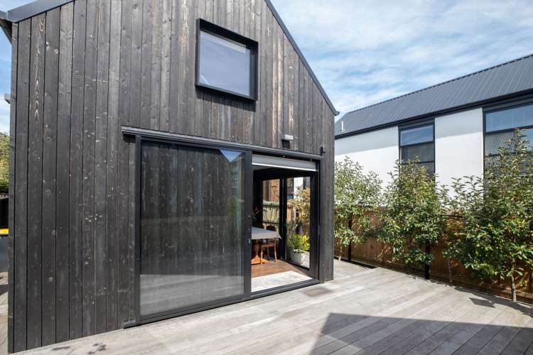 12b Hurley Street Christchurch Central_23