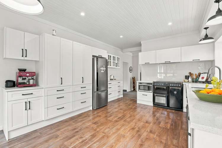 2/15A Caversham Road Westmere_1
