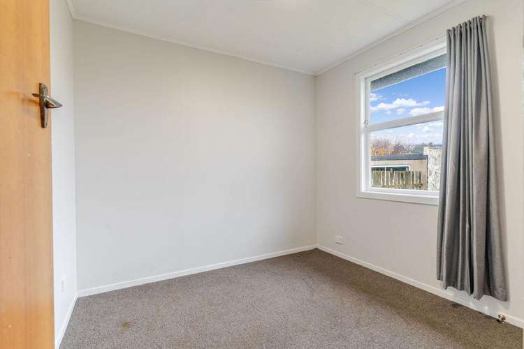 460 High Street South Carterton_10