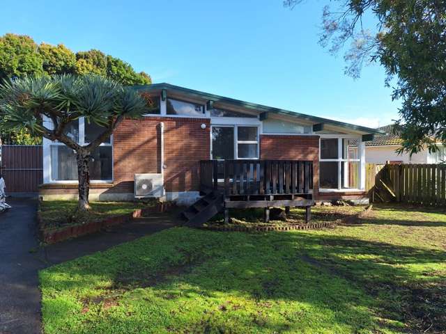 Spacious 4 Bedroom, 1 Bathroom home