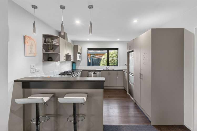 55 Renoir Drive_1
