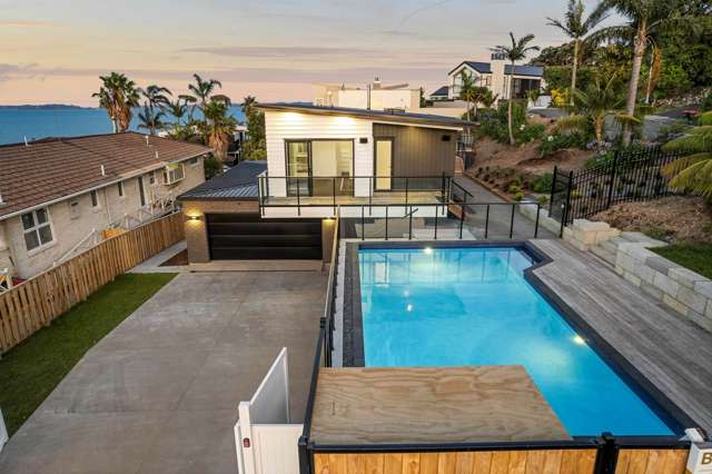 Modern Masterpiece with 180° Sea Views