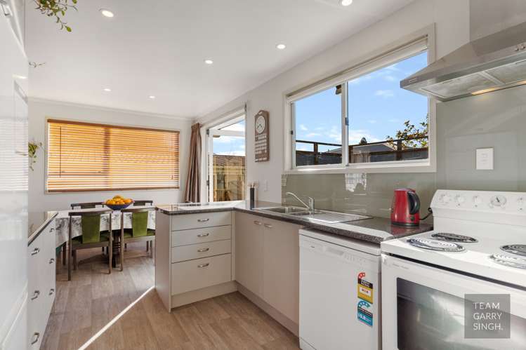 38 Yearsley Place Manurewa_7