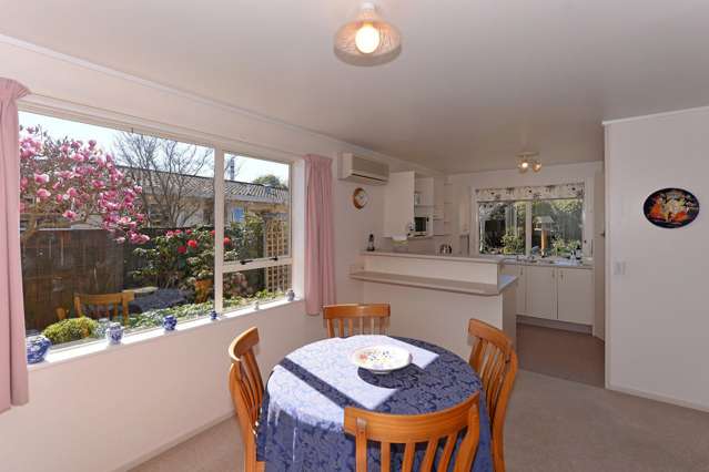 36 Farnham Drive Richmond_2