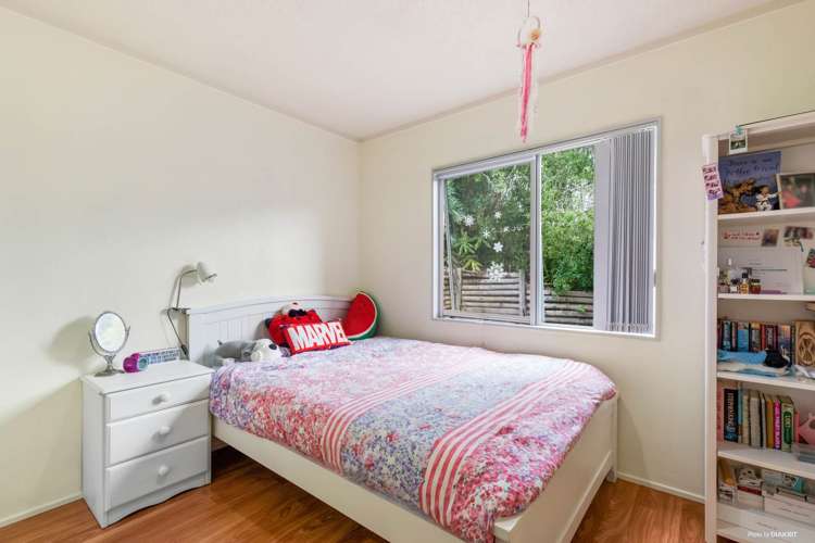 7 Honeysuckle Lane Mairangi Bay_10