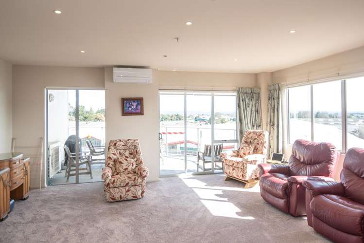 18/90 Customhouse Street Gisborne_10