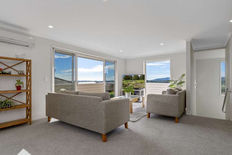 17/17 Simmonds Grove Greerton_5