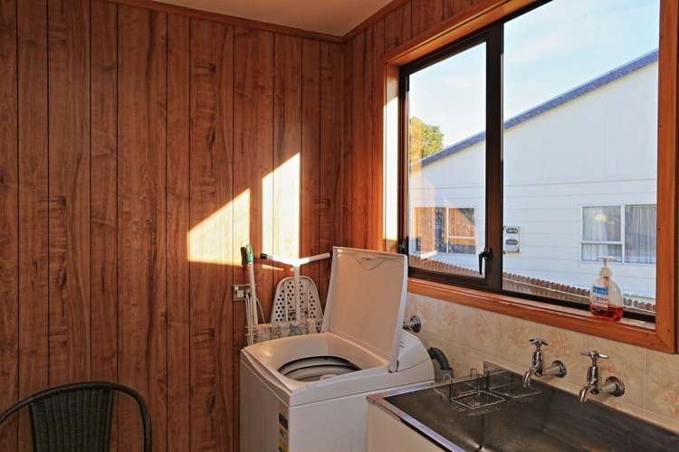 27 Hill Street Kaka Point_13