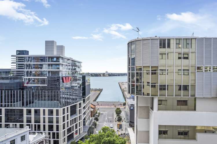 12B/1 Emily Place_0