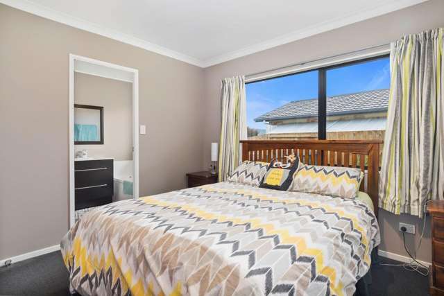 43 Lisa Place Brookfield_3