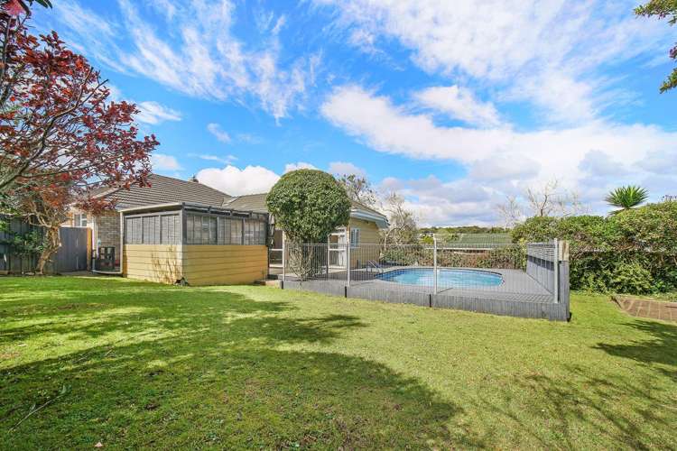 5 Dell Way Bucklands Beach_16