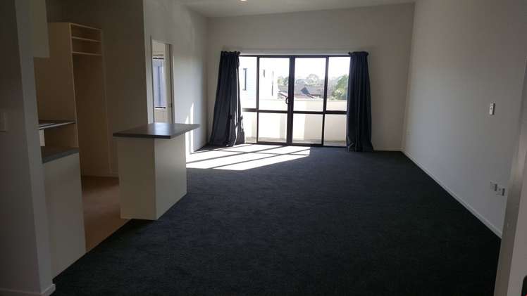 20/28 Torrens Road Pakuranga Heights_6