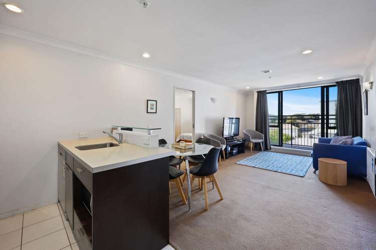 1N/160 Symonds Street_5