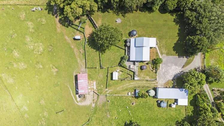 479 Kahuterawa Road Linton_11