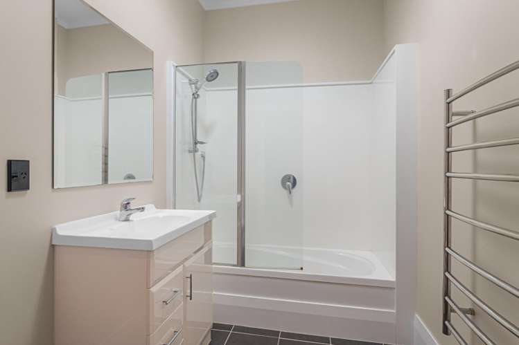 3 Fairlands Avenue 1823_11