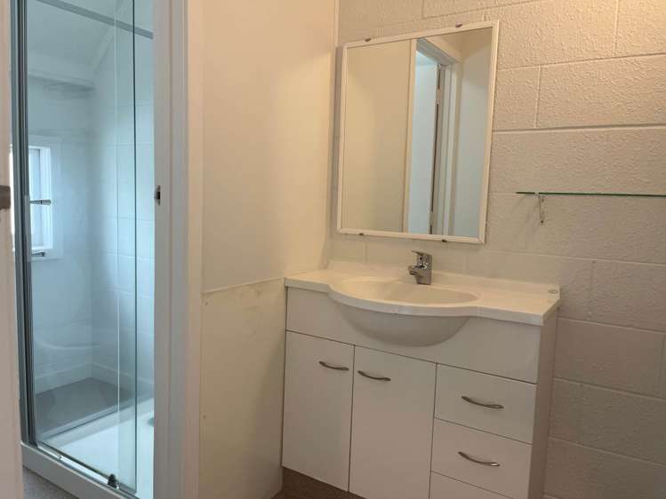 2/26 Seaview Terrace Mount Albert_6