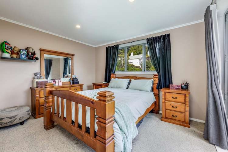 3 McCall Place Opaheke_5