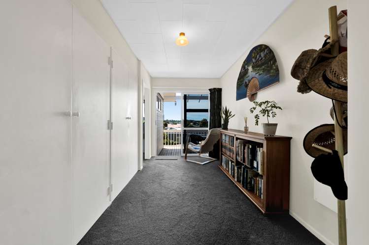 9 Saint Ives Grove Whalers Gate_11