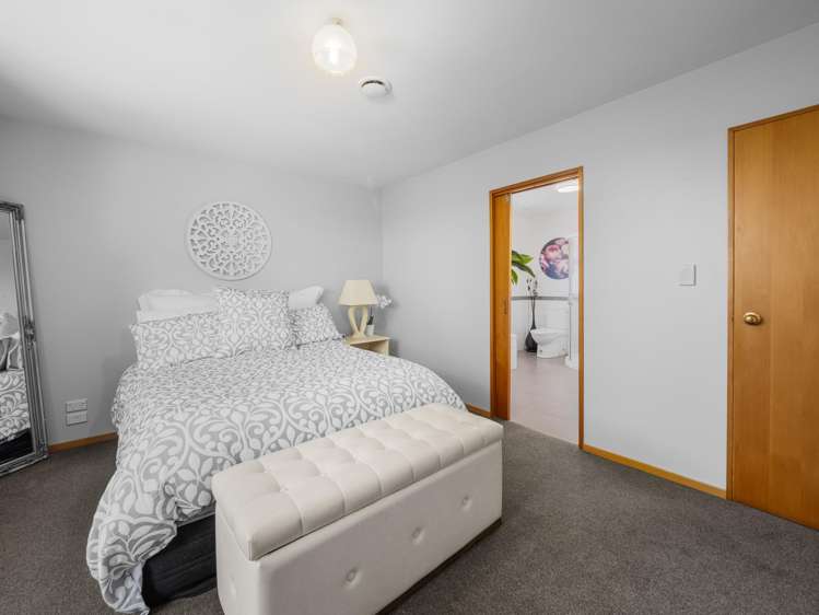 9 Falcon Drive Allenton_9