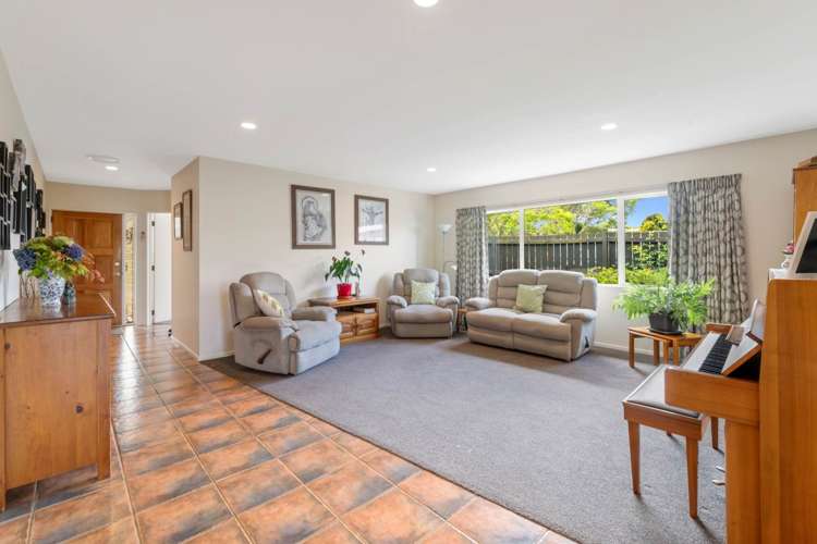 13 Gairloch Place Wattle Downs_12