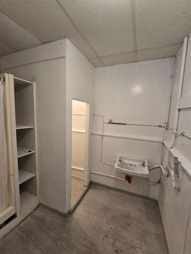 First Floor, 23 Courtenay Place Te Aro_7