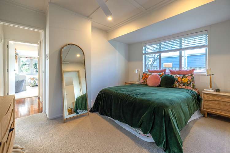 10 Ocean Road Surfdale_13