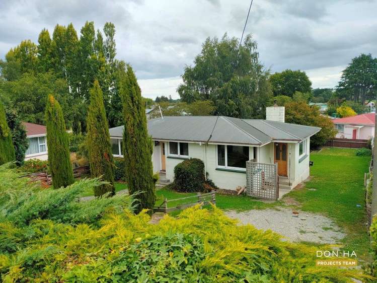 109 Main Road Wainuiomata_27