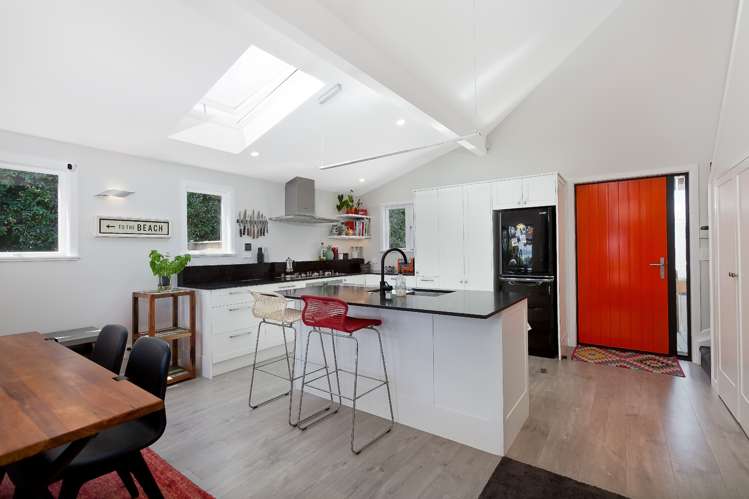 39b Wright Road Point Chevalier_1