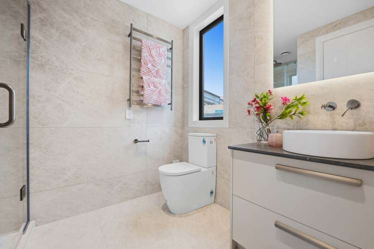 37 Streamview Way Long Bay_24