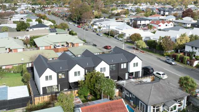 Modern Living in a Proven School Zone