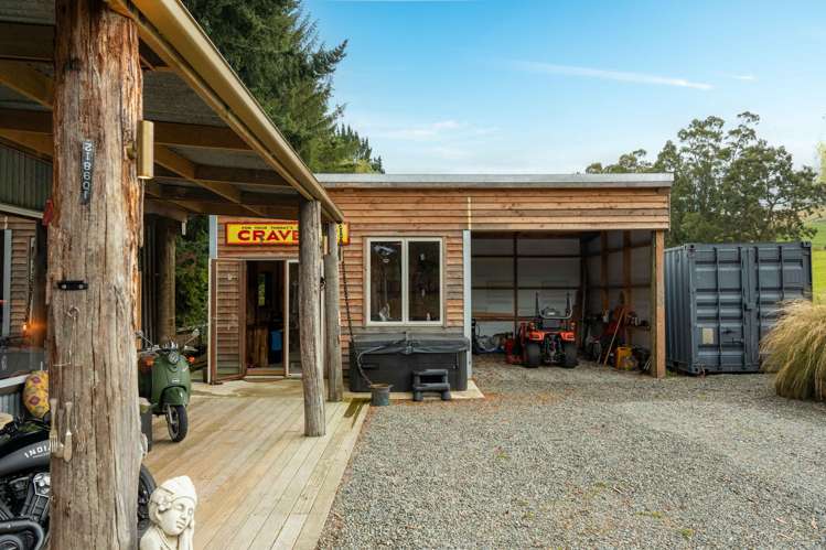 84 Cover Street Lumsden_21