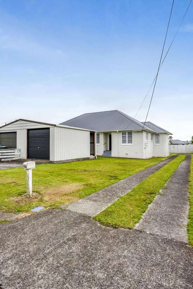 2-Bedroom Unit with Single Garage – Available 29th July 2026