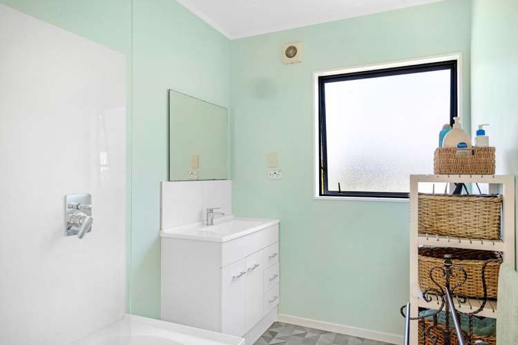 47 Wallath Road Westown_17