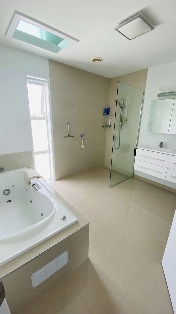 63 Hawaiian Parade Arkles Bay_6