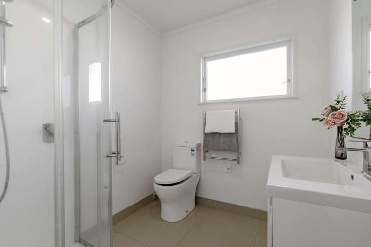 2/189 Landscape Road Mount Eden_12