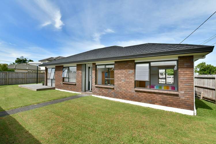 1/2 Law Street Torbay_10