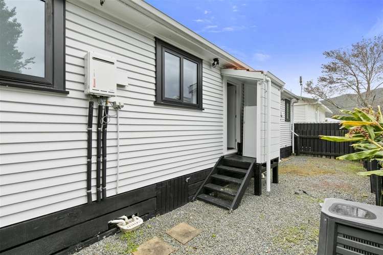 56 Awamutu Grove Waiwhetu_10