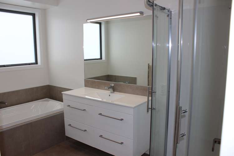 167 Harbour Drive Matarangi_11