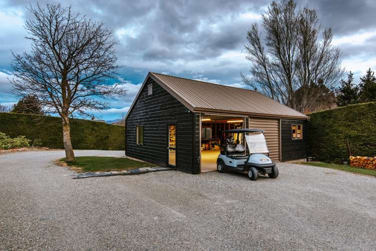 86 Golf Course Road Wanaka_29